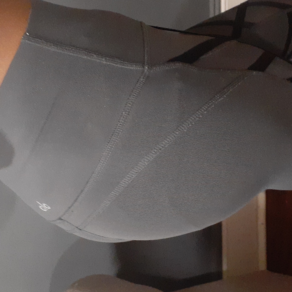 Alo yoga mesh wrapped stirrup high waist grey leggins size extra small - Picture 5 of 14